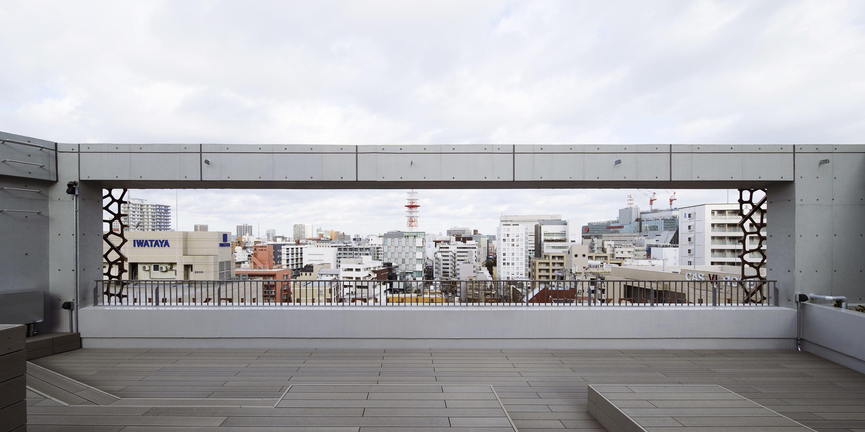 RESOLA IMAIZUMI TERRACE (Image: Forward Stroke)