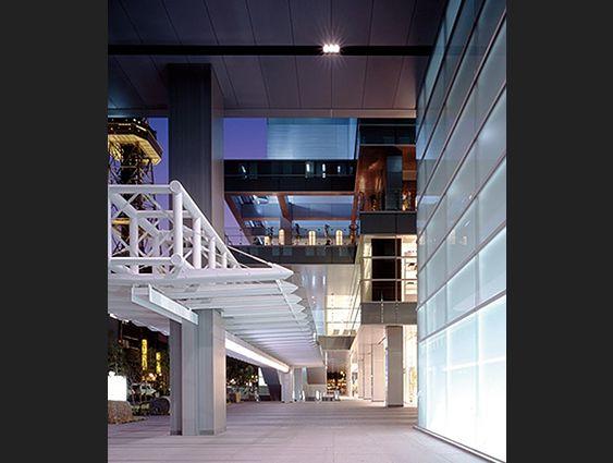 Blossa (Urbannet Nagoya Building) (Image: Kurumata Photography)