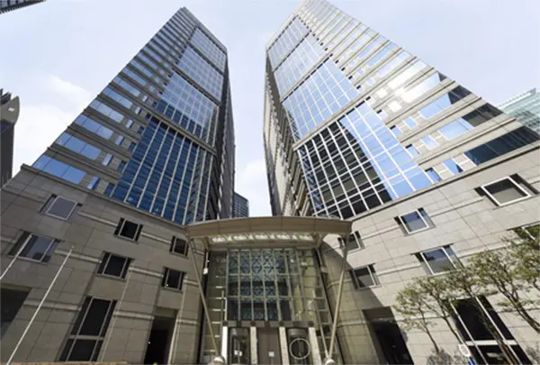 An image of the exterior of Otemachi First Square