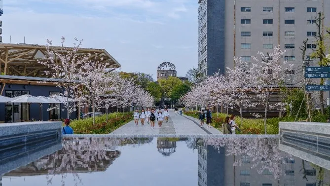 Cherry blossom-lined Peace Promenade (Axis of Peace)